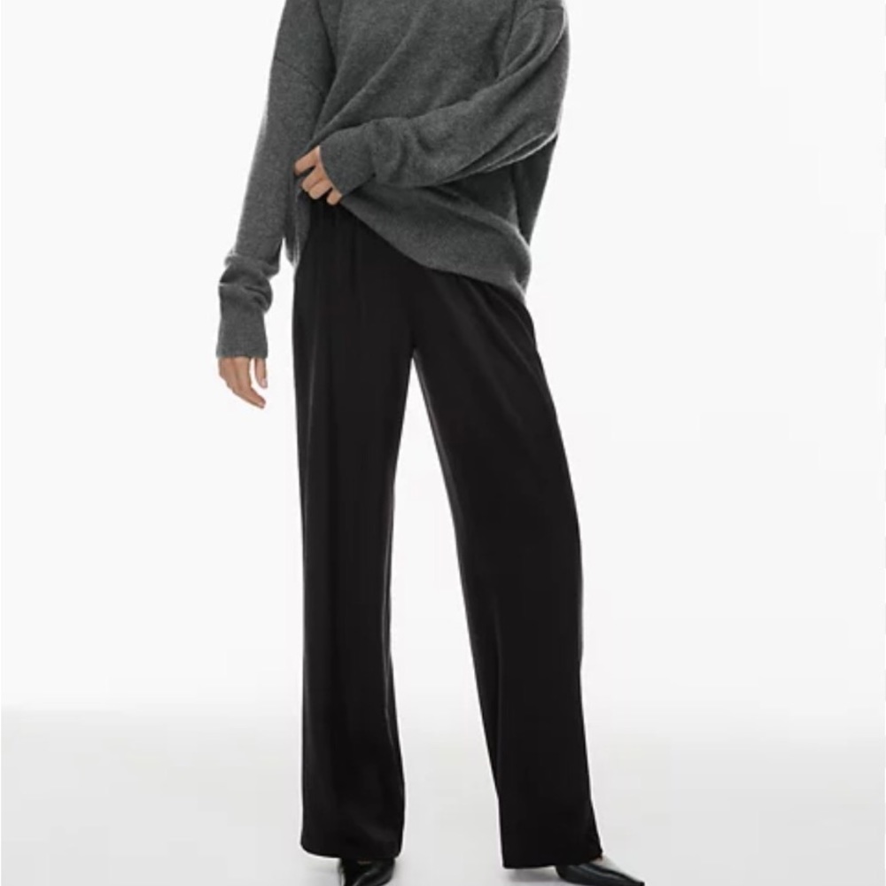 Aritzia! Babaton Malcolm wide leg trousers. Italian wool. #cleangirl #oldmoney
